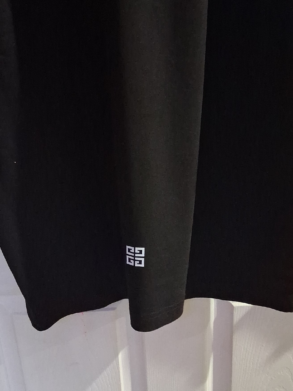 NWT Mens Givenchy Black T-Shirt with White Logo Size XL - Picture 5 of 5